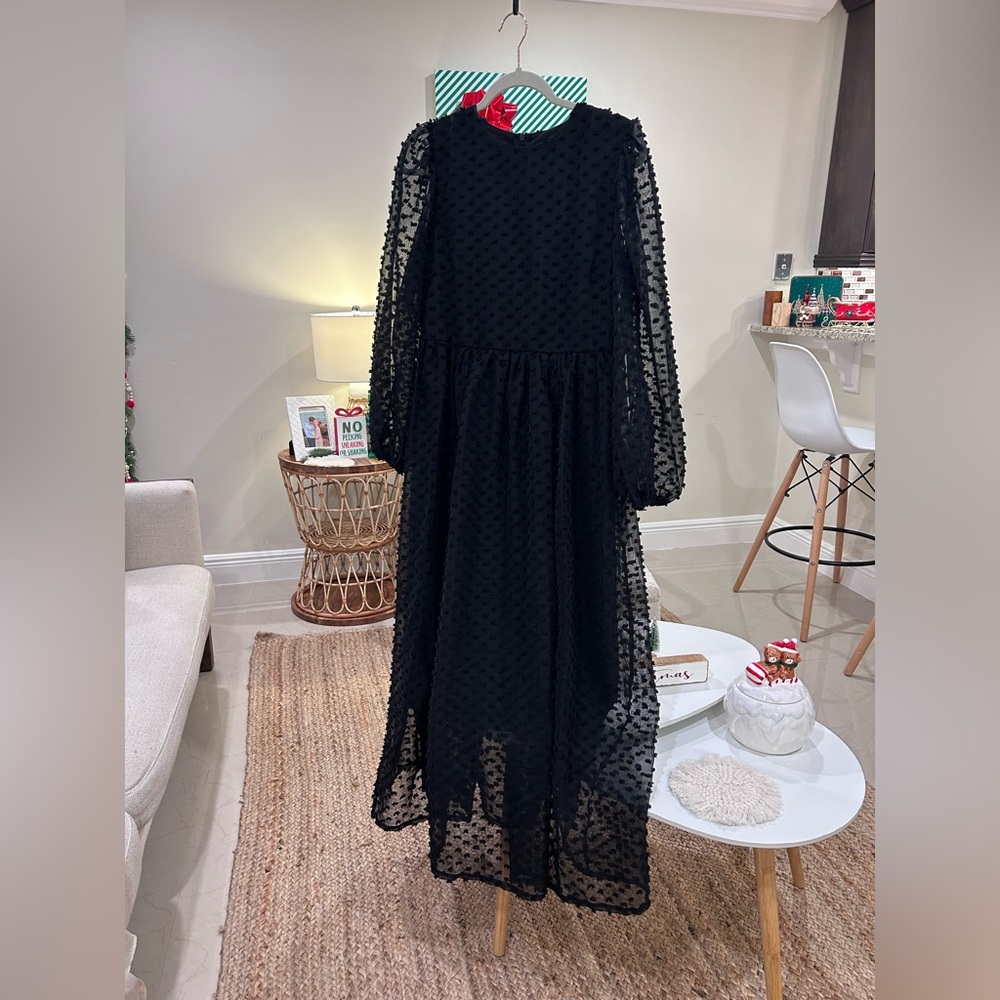 Black Swiss Dot Dress🐆